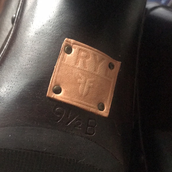 NEW Frye Ella Shearling sheepskin fold over boot - Picture 6 of 7